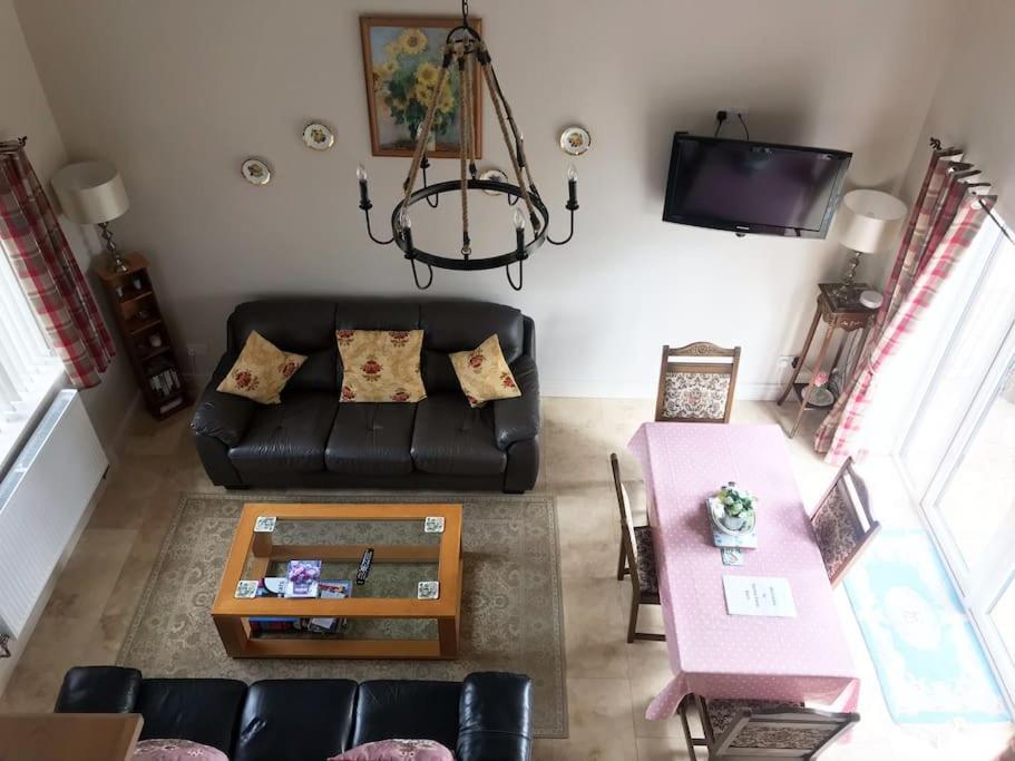 Kenns Farm - 2 Beautiful Barns Holiday home Carterton