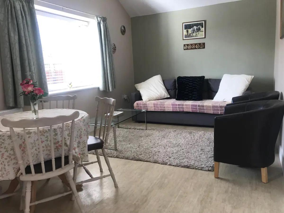 Kenns Farm - 2 Beautiful Barns Holiday home Carterton